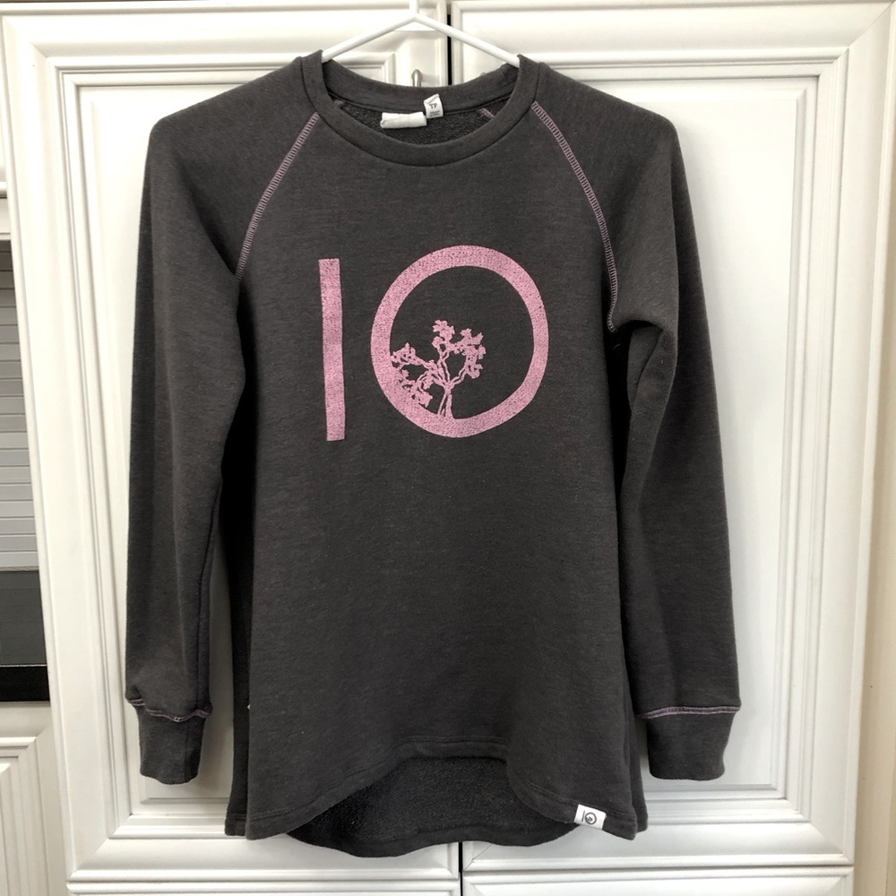 tentree woman’s logo sweatshirt